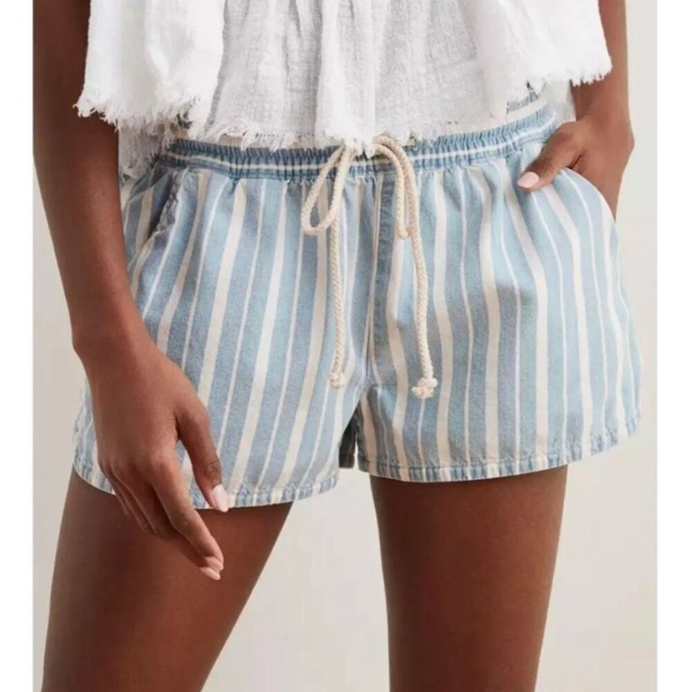 Aerie American Eagle Striped Chambray Sunwashed Shorts Coastal Cowgirl Women's M